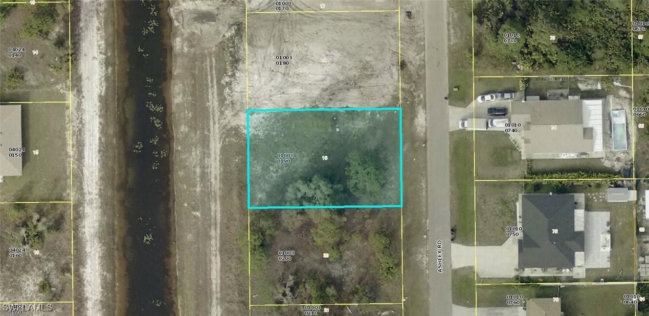 738 Ashley Rd., Lehigh Acres, FL 33974