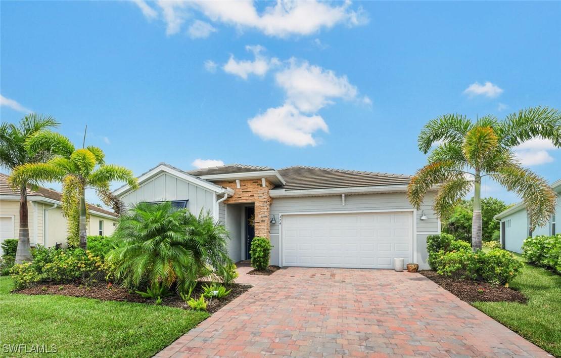 374 Deauville Loop, Naples, FL 34114