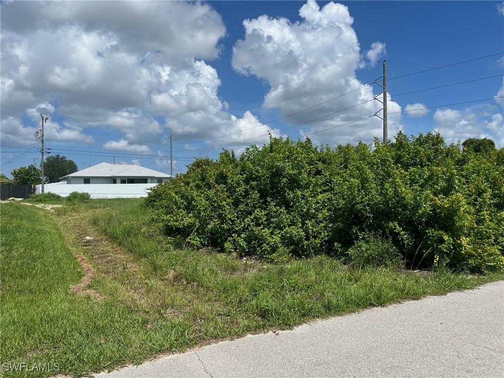 2708 NE 4th Pl., Cape Coral, FL 33909
