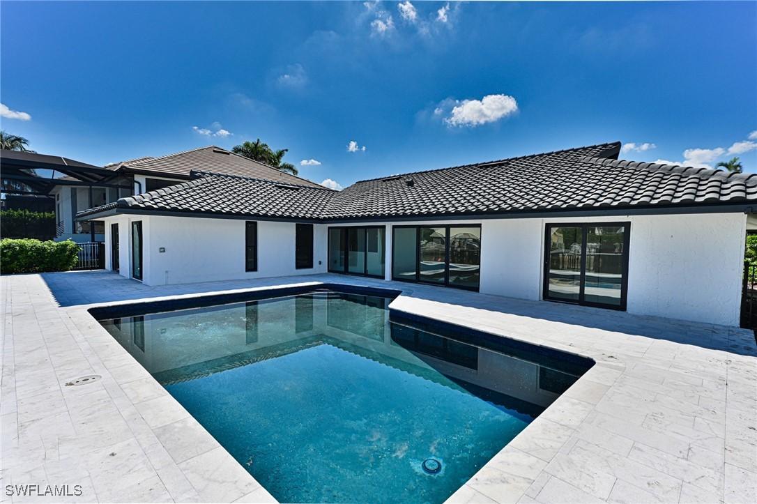 291 Heron Ave., Naples, FL 34108