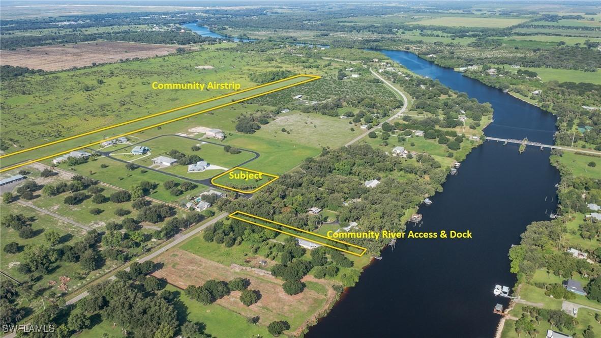 1500 Lindbergh Loop, Labelle, FL 33935