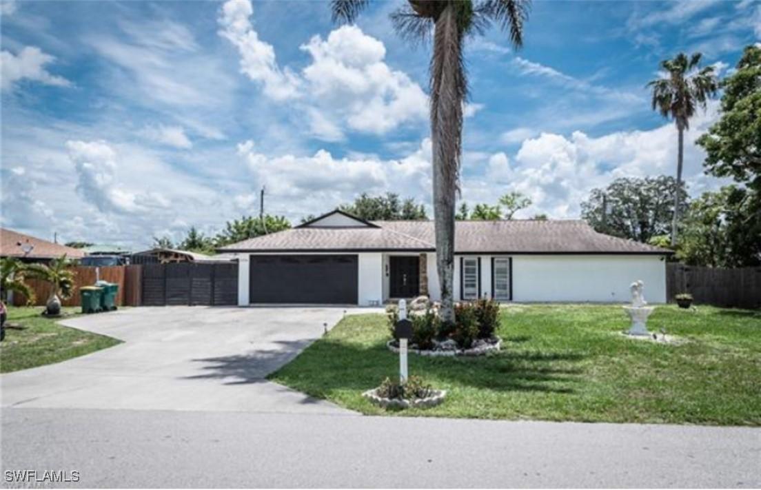 2596 47th St., Naples, FL 34116