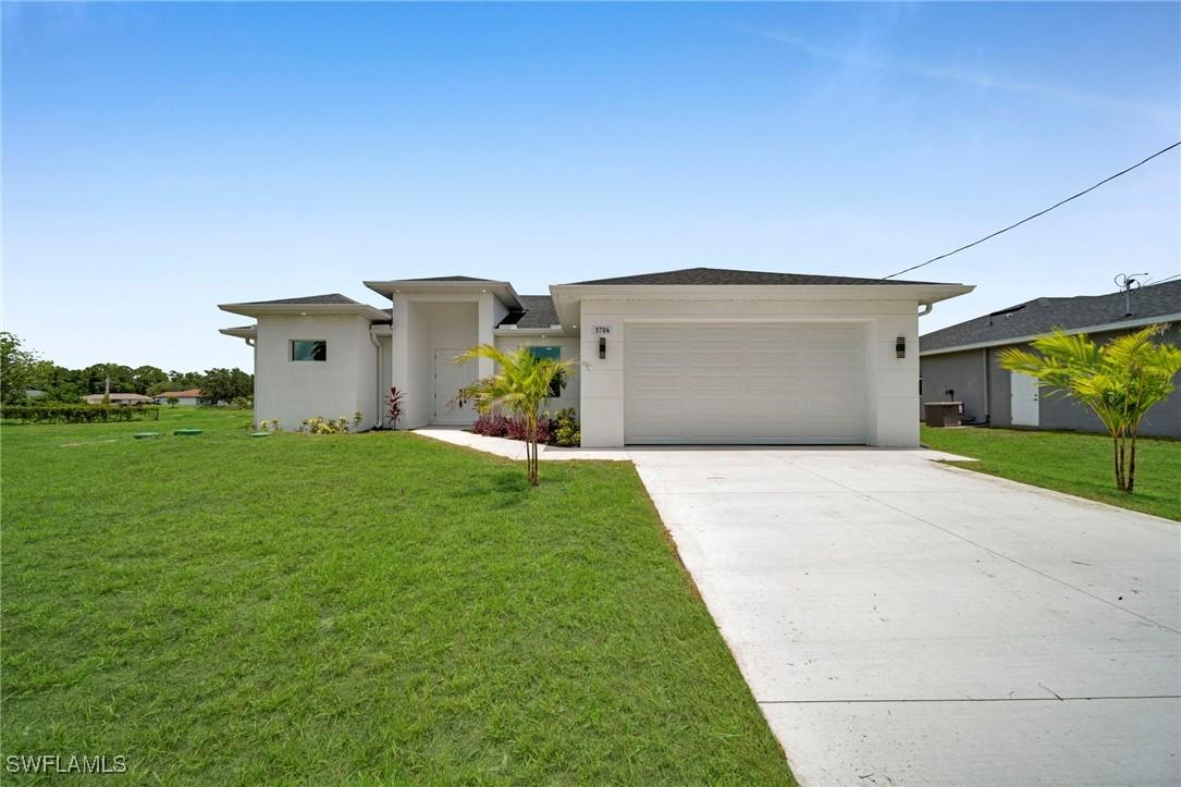 3706 16th St., Lehigh Acres, FL 33971