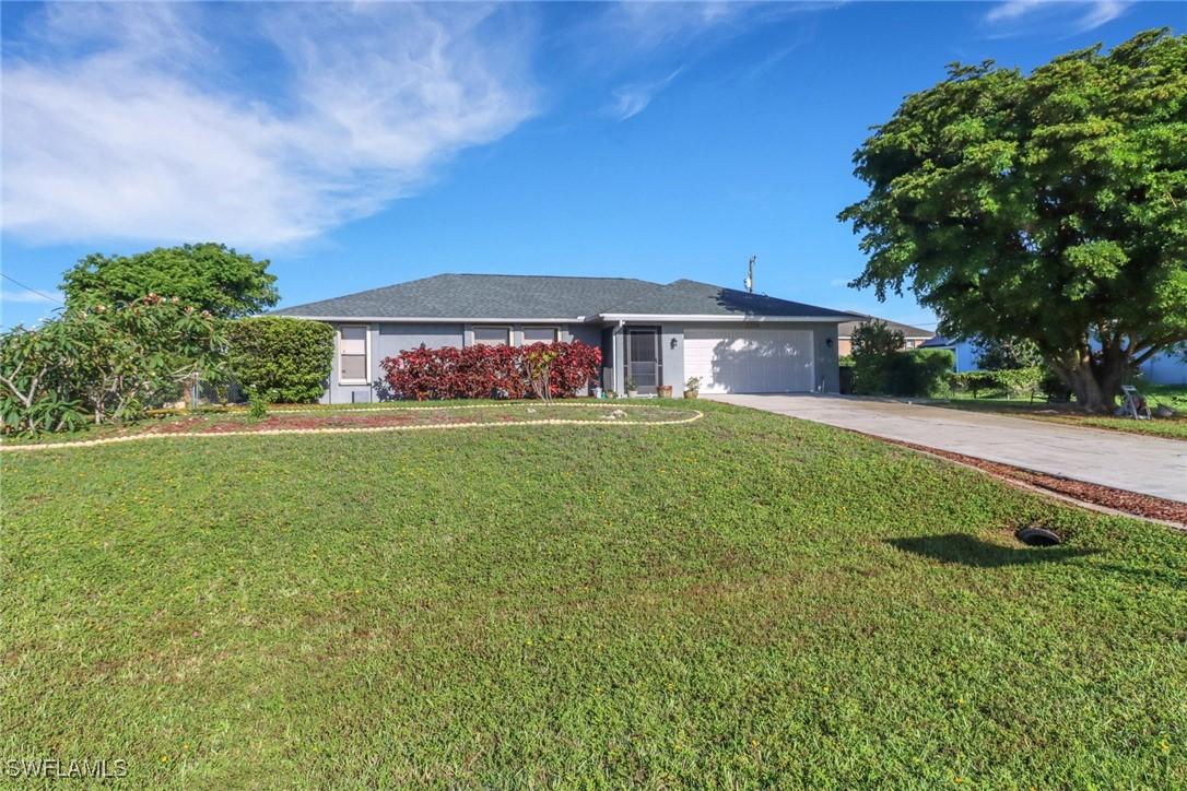 2220 SW 3rd Pl., Cape Coral, FL 33991