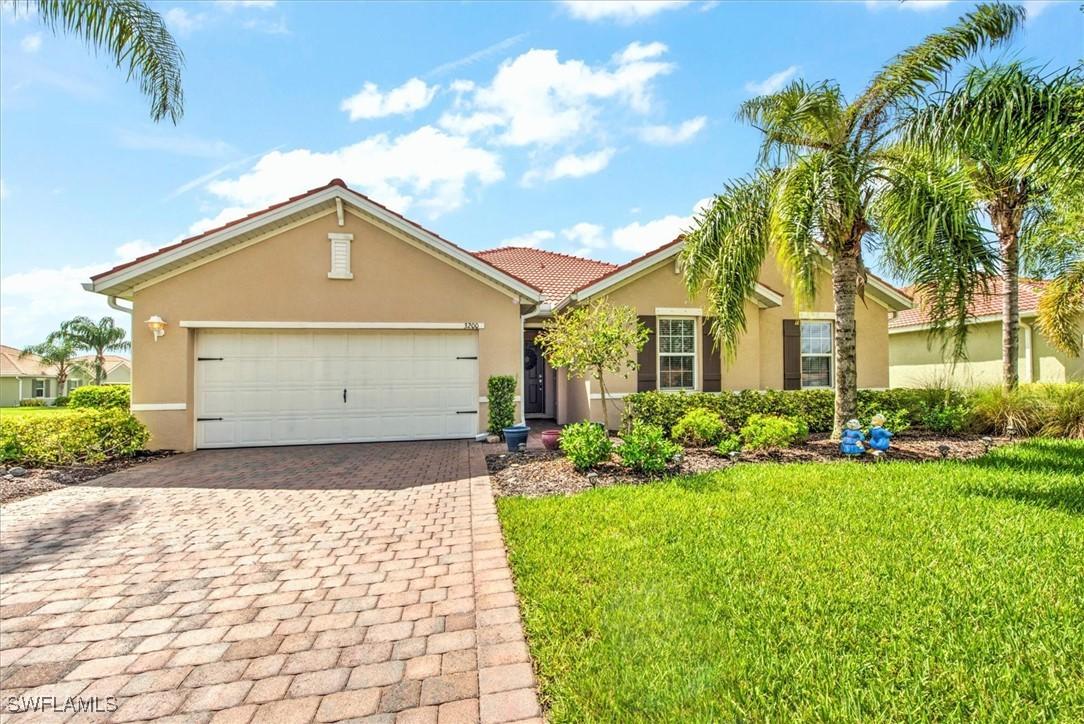 3200 Birch Tree Ln., Alva, FL 33920
