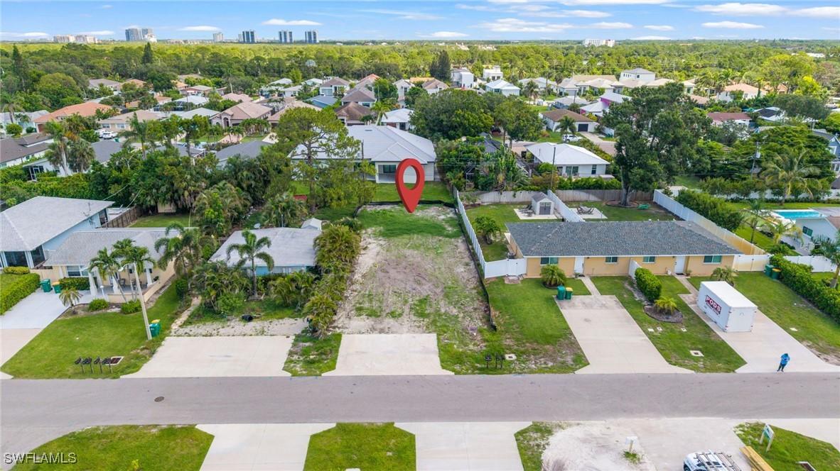 755 108th Ave., Naples, FL 34108