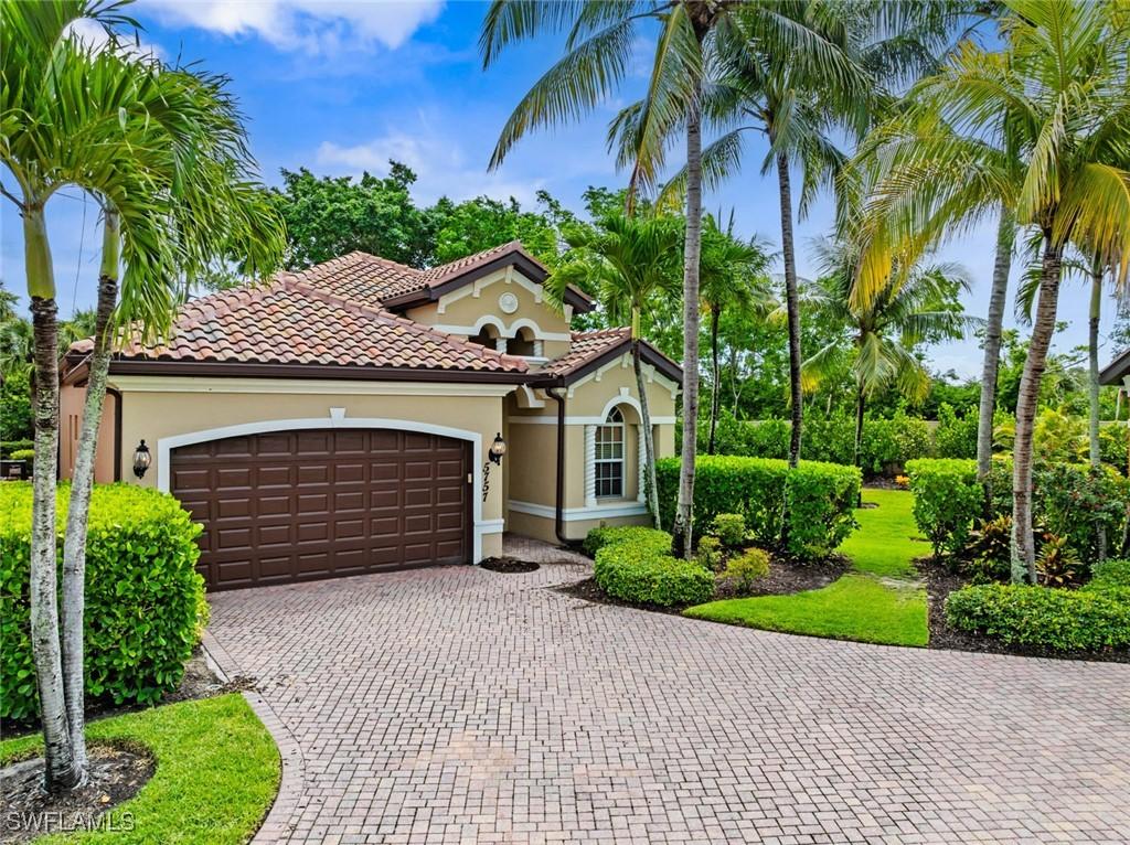 5757 Mango Cir., Naples, FL 34110