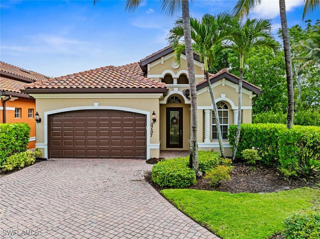 5757 Mango Cir., Naples, FL 34110