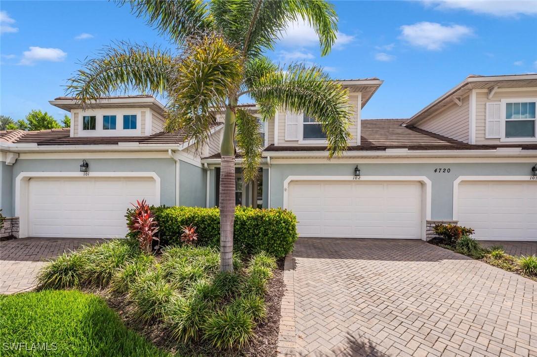 4720 Arboretum Cir. #102, Naples, FL 34112