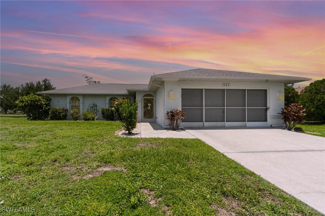 928 SE 5th Pl., Cape Coral, FL 33990
