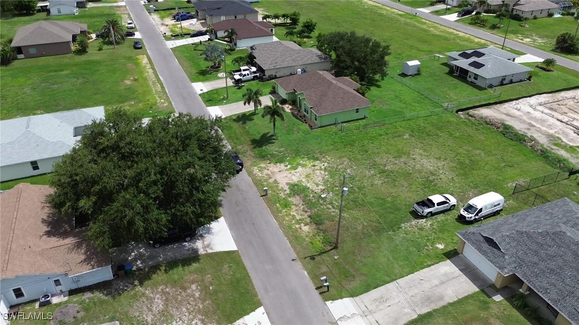 2212 NE 13th Pl., Cape Coral, FL 33909