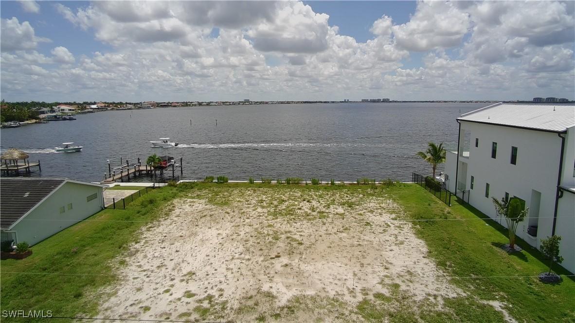 5827 SW 1st Ave., Cape Coral, FL 33914