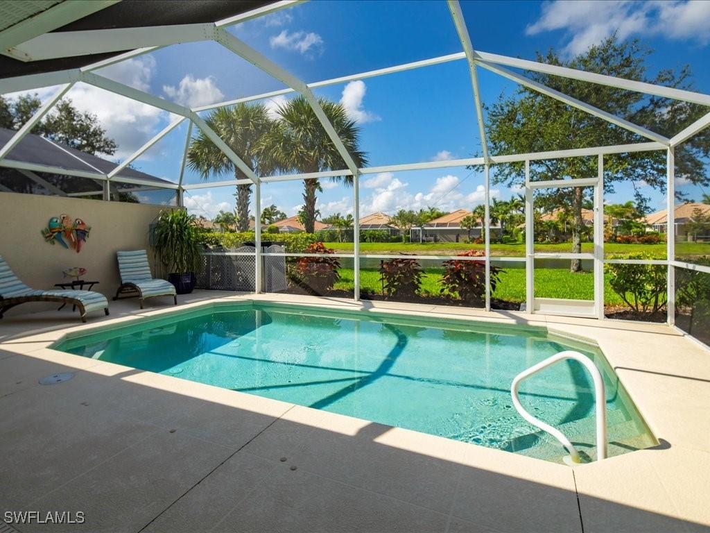 8672 Genova Ct., Naples, FL 34114