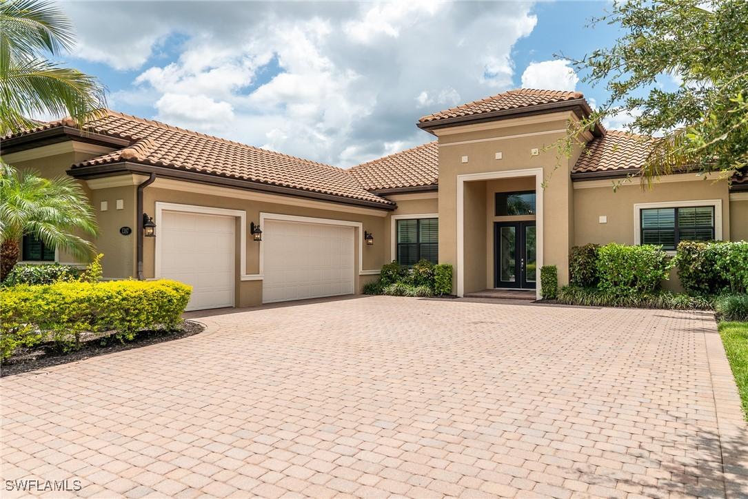 1387 Mockingbird Dr., Naples, FL 34120
