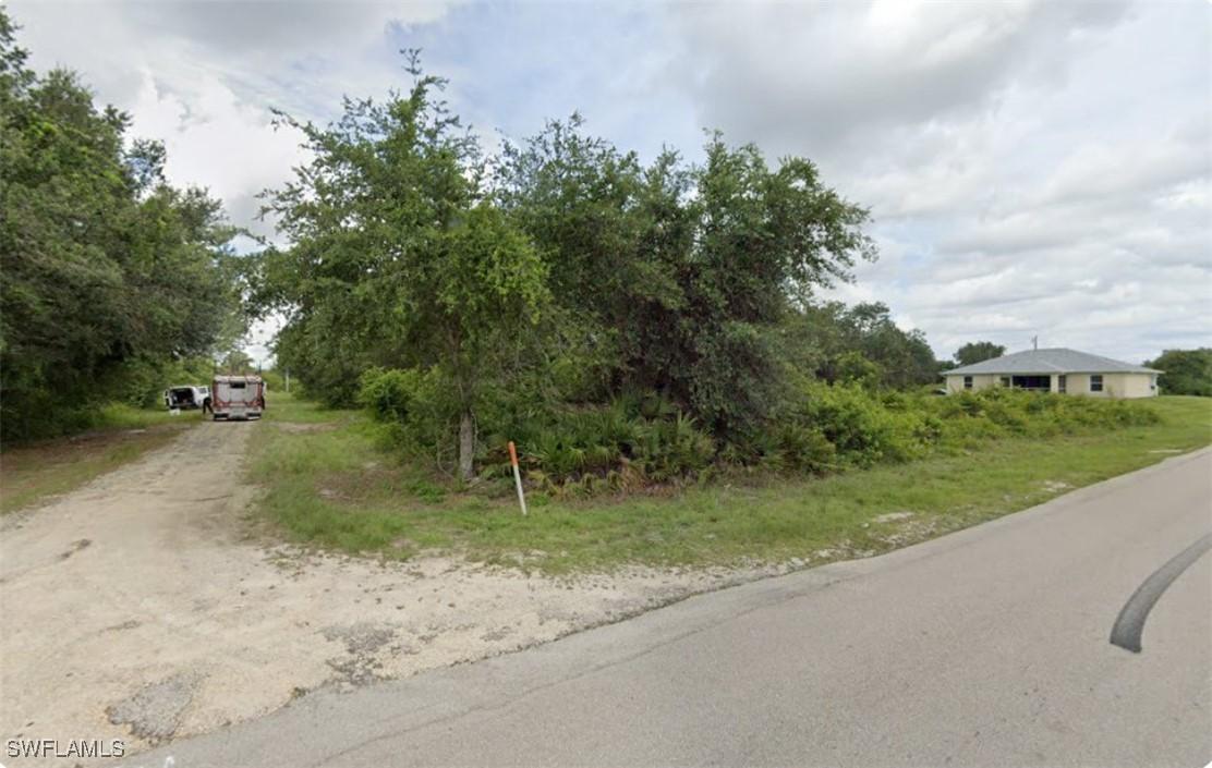 5902 Connie Ave., Lehigh Acres, FL 33971