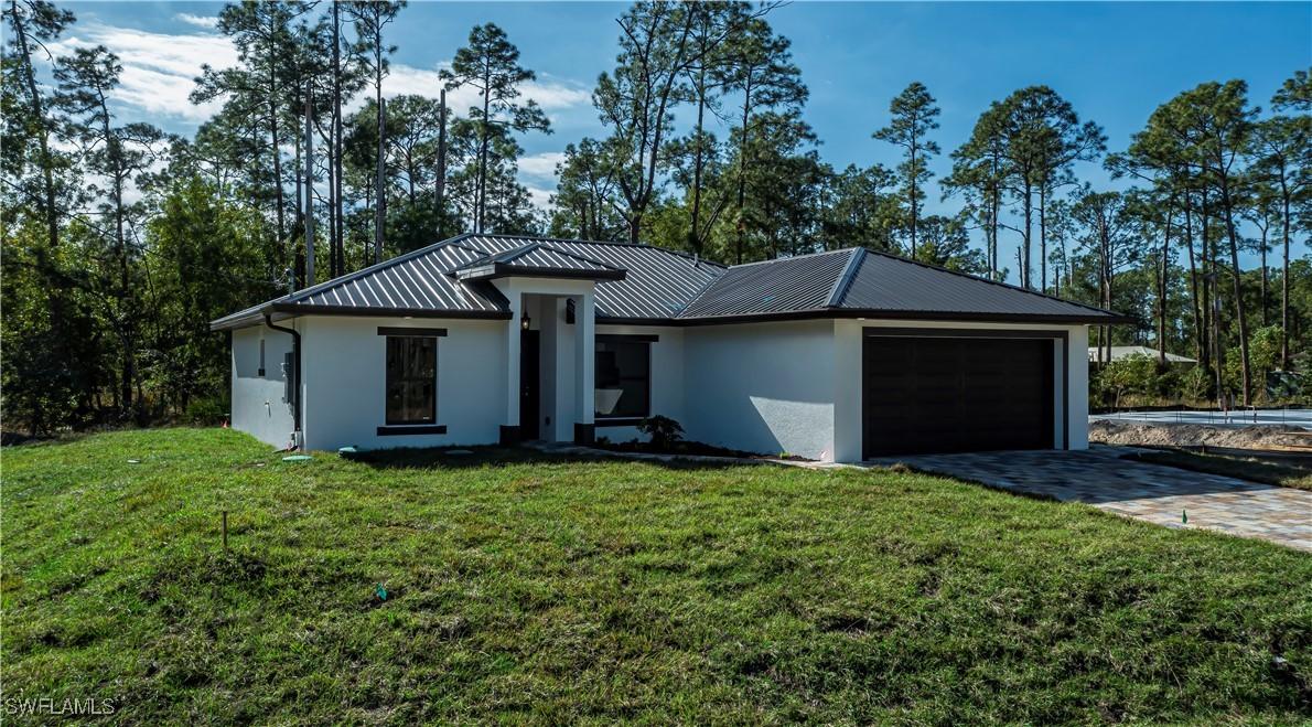 228 Pinola Ave., Lehigh Acres, FL 33974