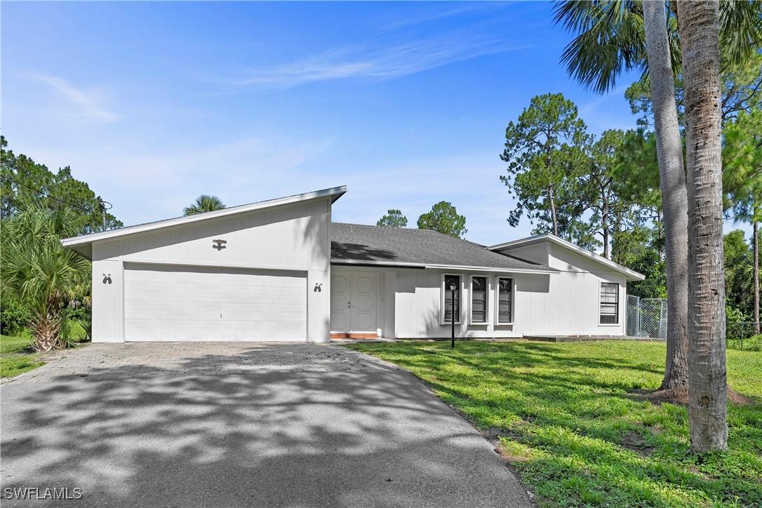 1091 21st St., Naples, FL 34117