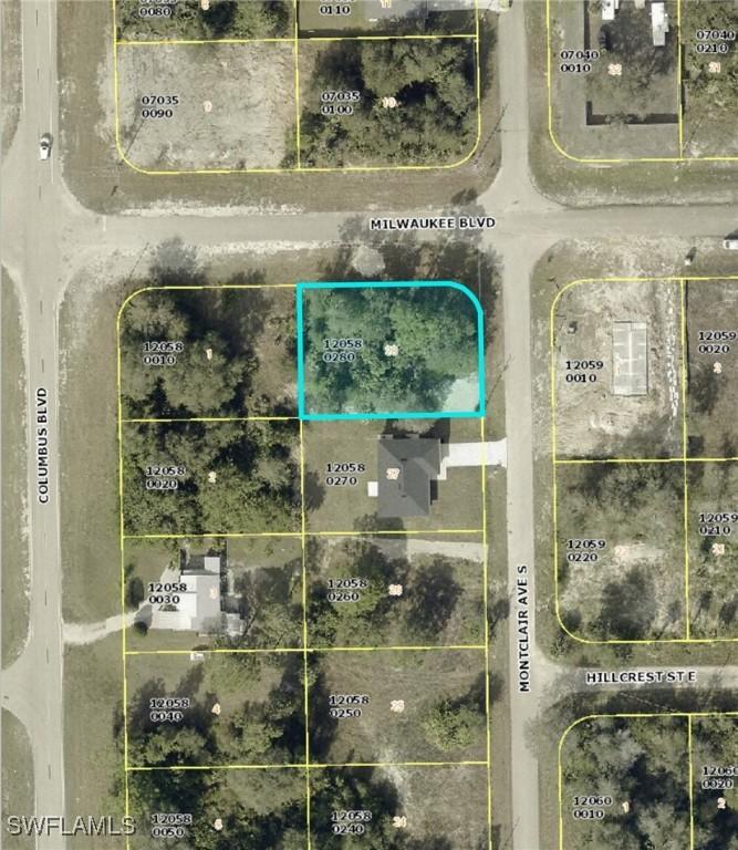 602 Montclair Ave., Lehigh Acres, FL 33974