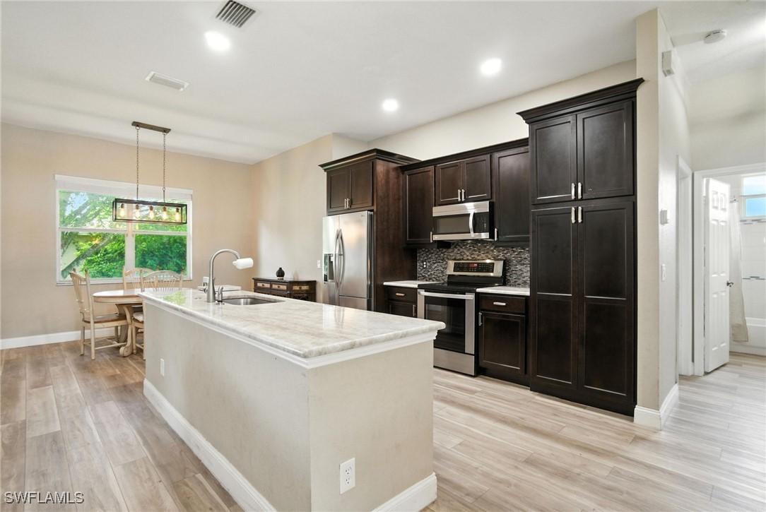 3271 Lemon Ln., Naples, FL 34120