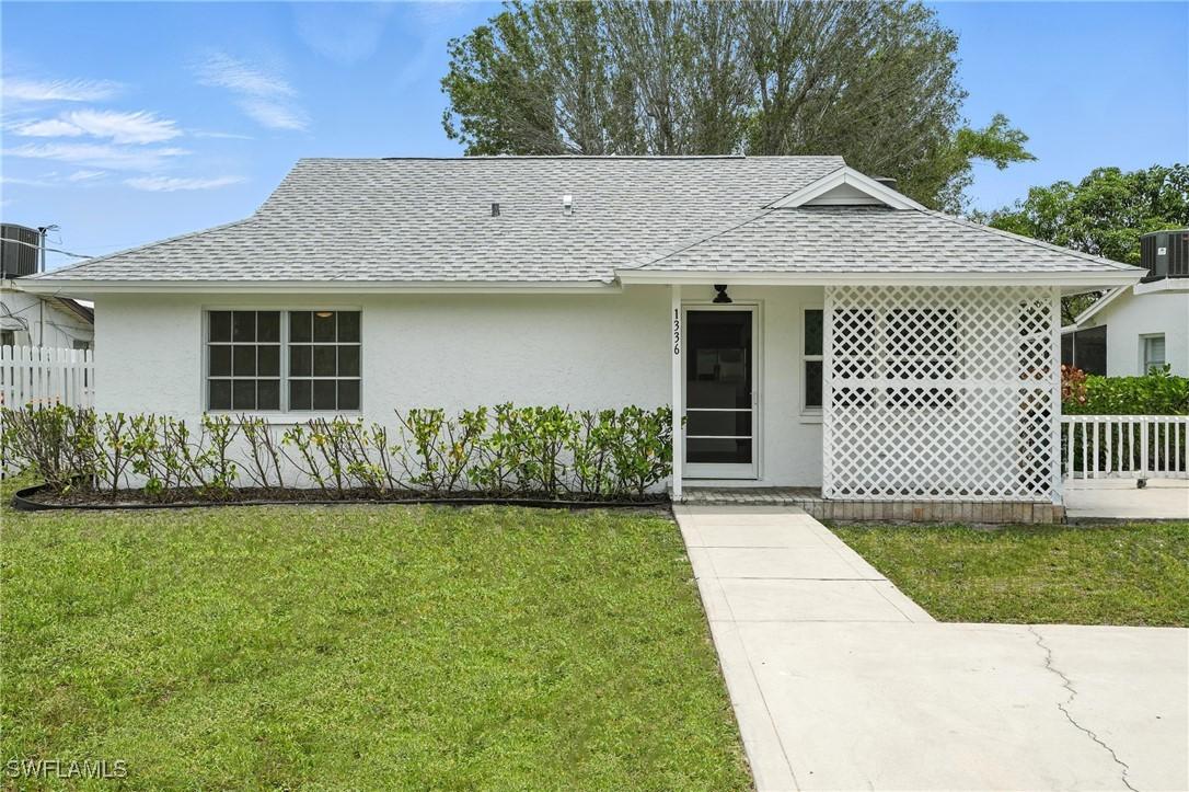 1336 Highlands Dr., Naples, FL 34103