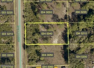 616 Abbott Ave., Lehigh Acres, FL 33972