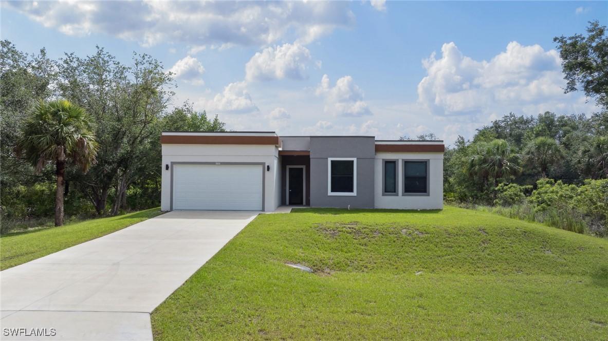 1836 Jacinto Ave., Lehigh Acres, FL 33972