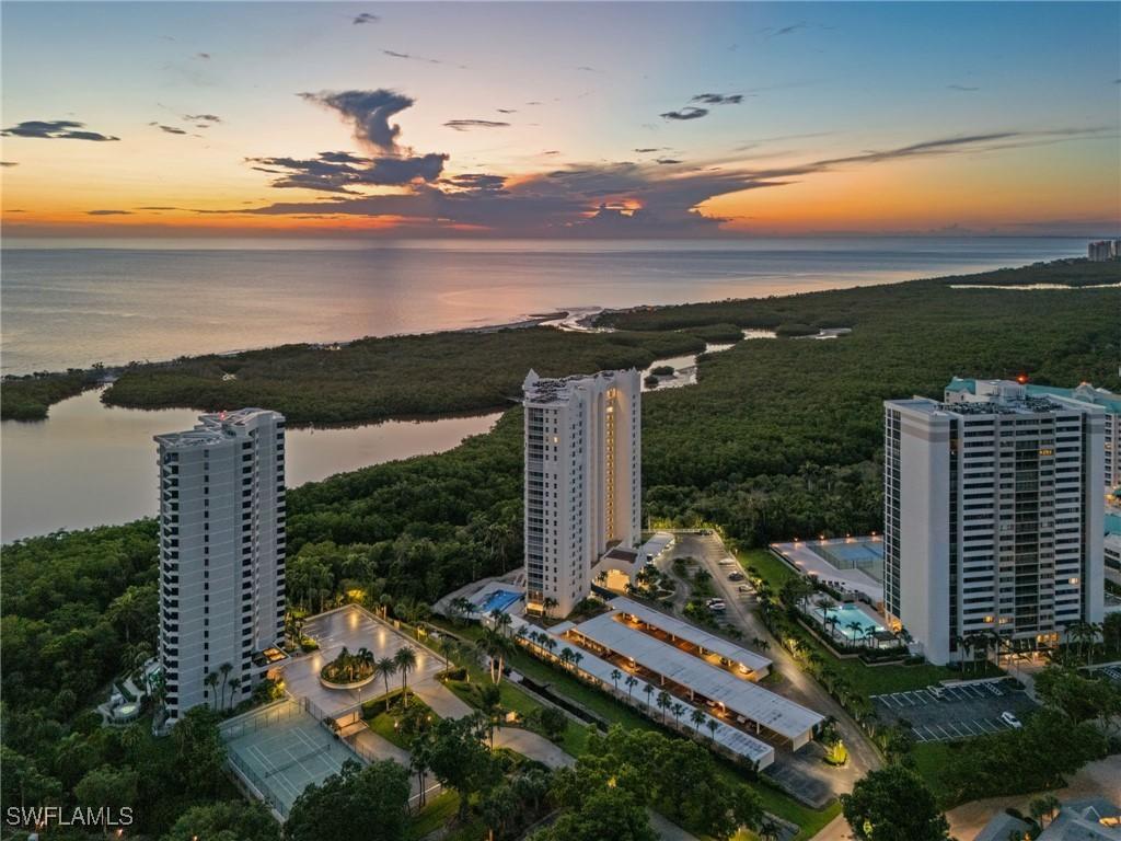 5550 Heron Point Dr. #904, Naples, FL 34108