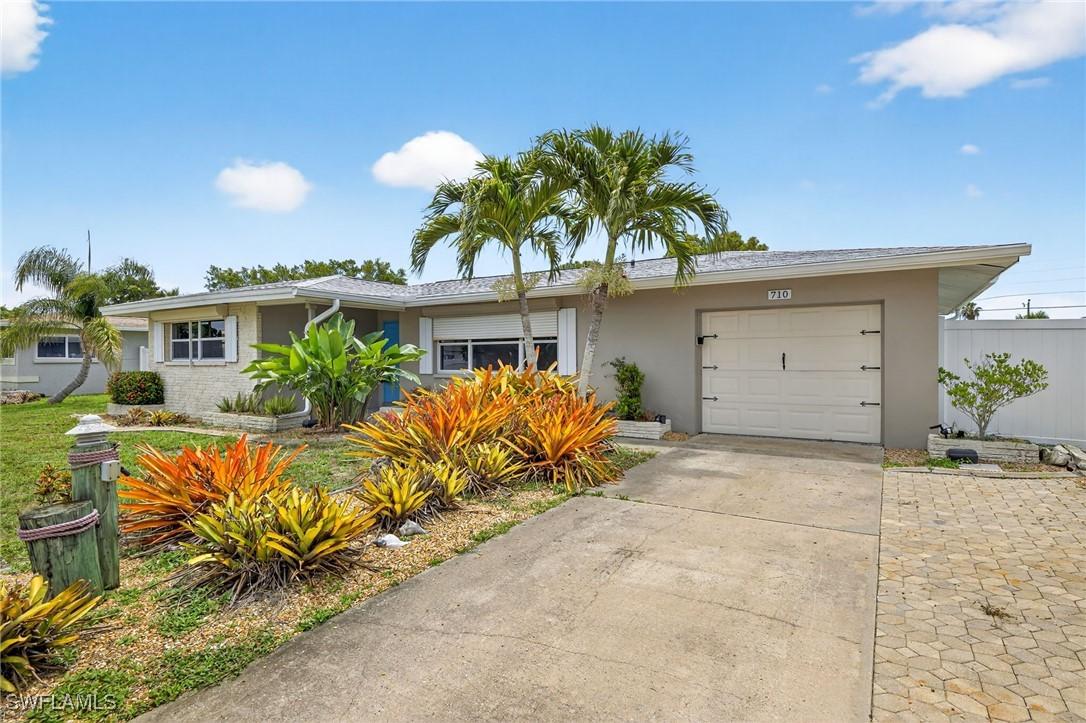 710 SE 42nd Ln., Cape Coral, FL 33904