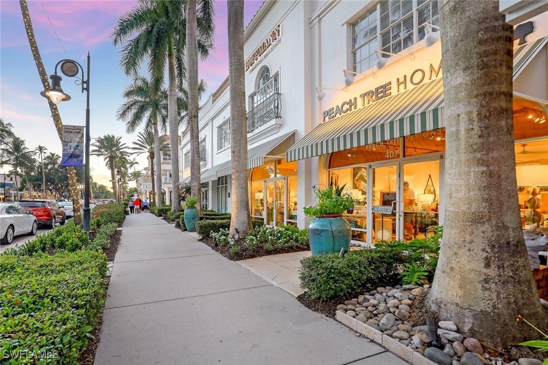 875 6th Ave. #303, Naples, FL 34102