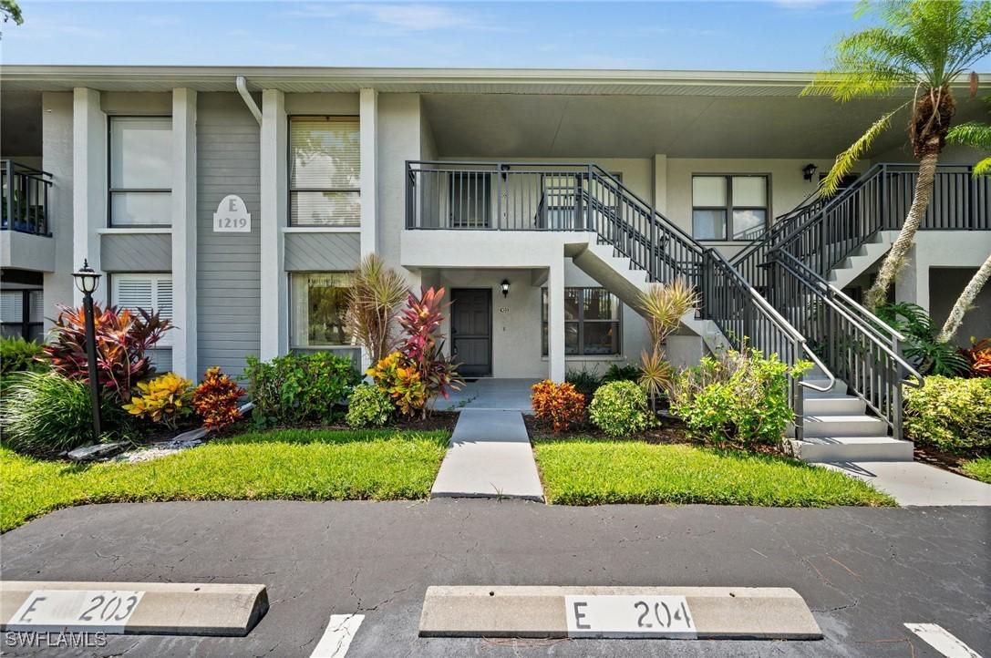 1219 Commonwealth Cir. #E103, Naples, FL 34116