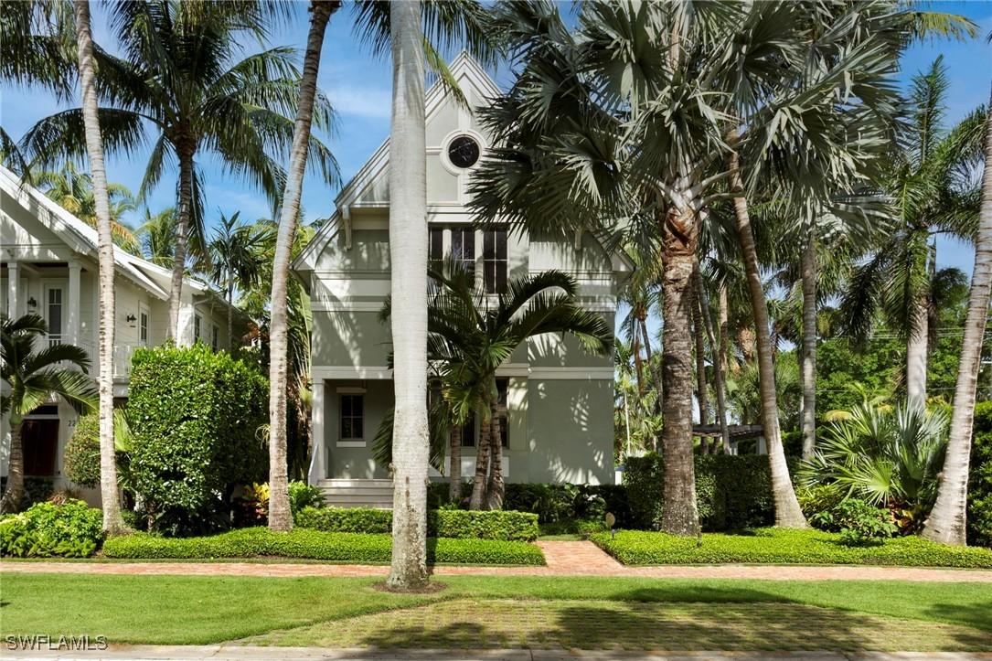 12 Boat Dock Dr., Naples, FL 34108