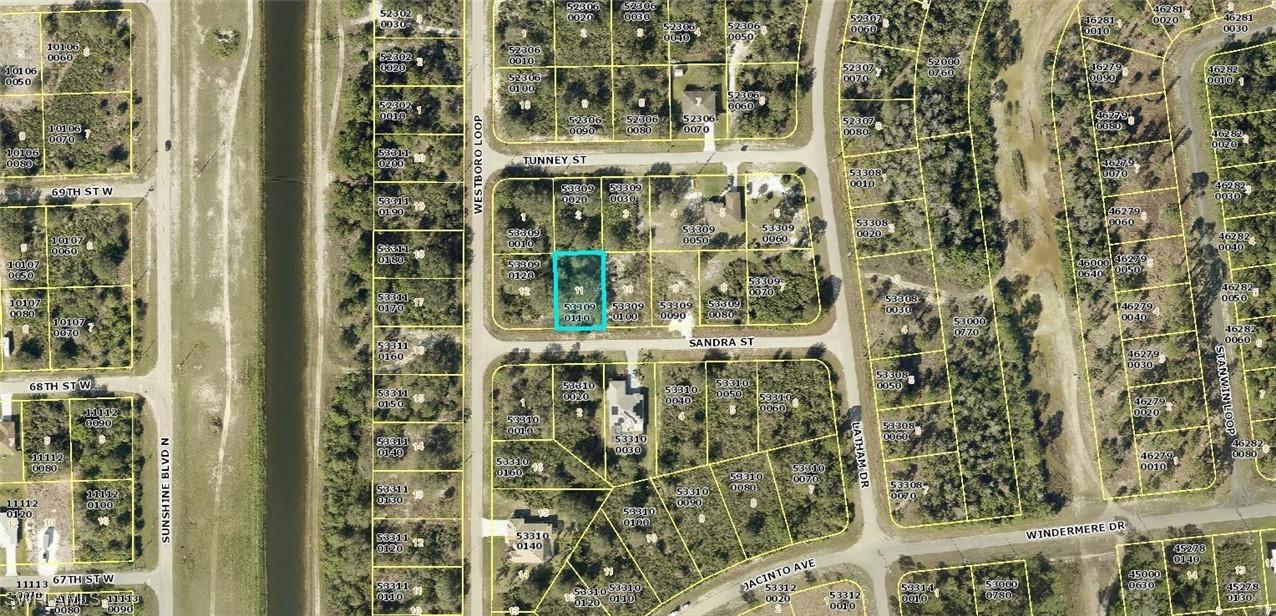 718 Sandra St., Lehigh Acres, FL 33972