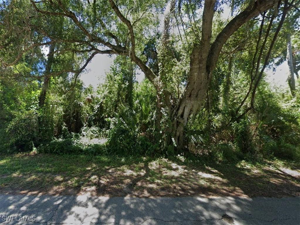 3031 Mockingbird Ln., Labelle, FL 33935