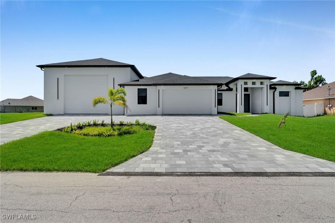 839 NW 28th Pl., Cape Coral, FL 33993