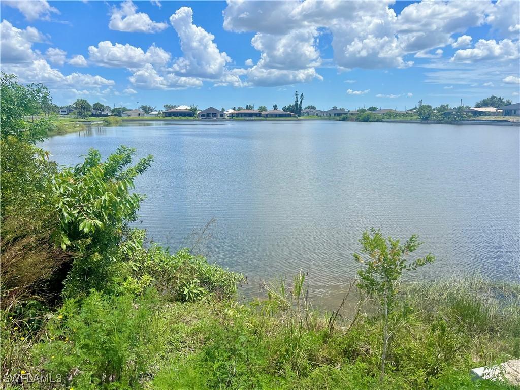 1516 NE 13th St., Cape Coral, FL 33909