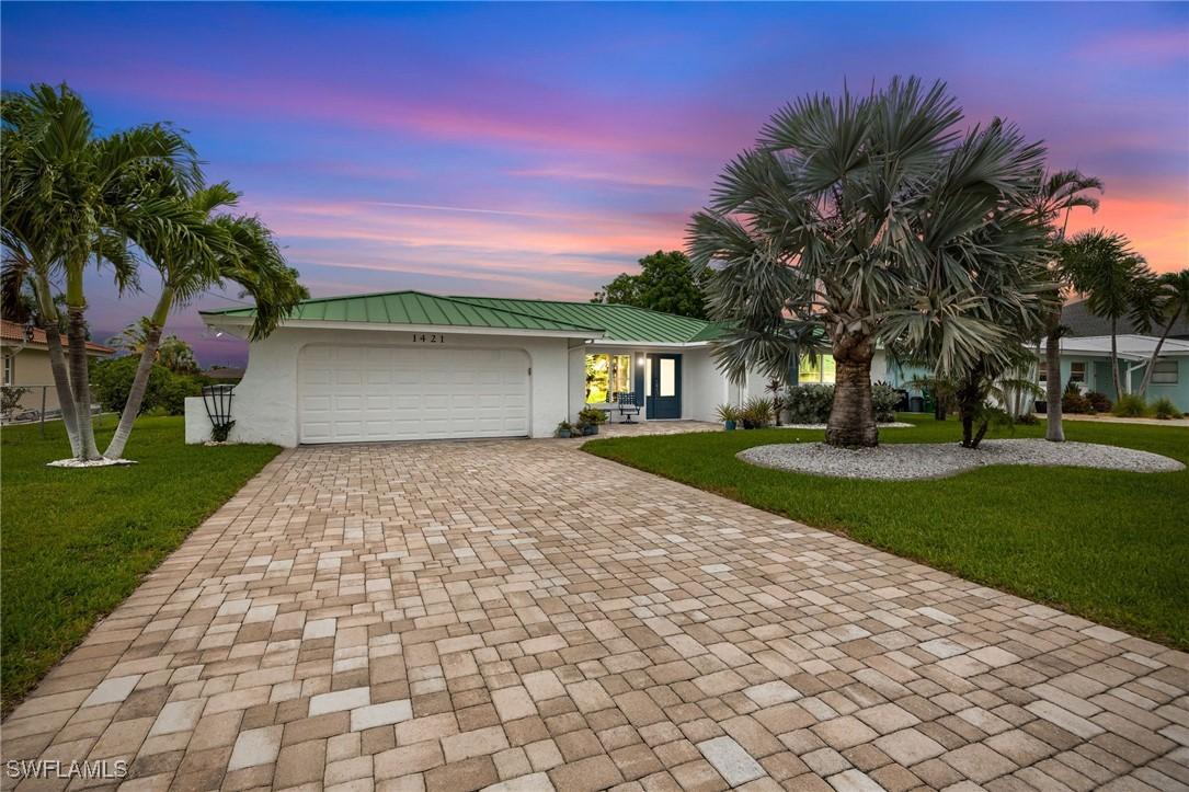 1421 Viking Ct., Cape Coral, FL 33904