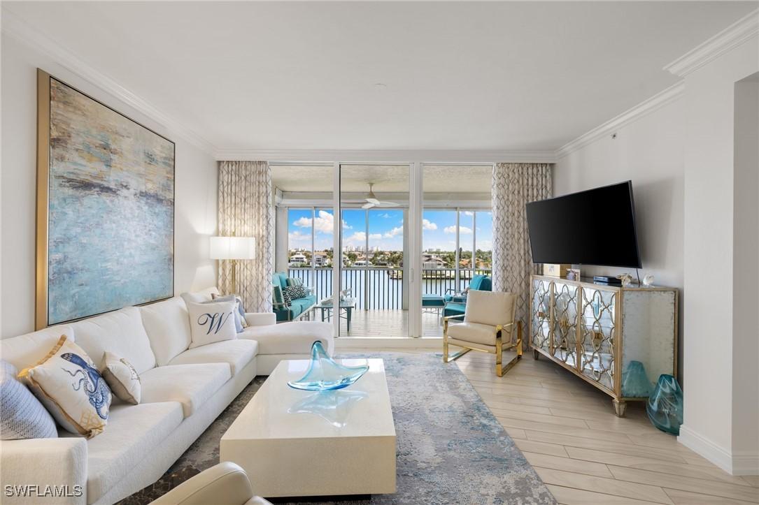 410 Flagship Dr #501, Naples, FL 34108