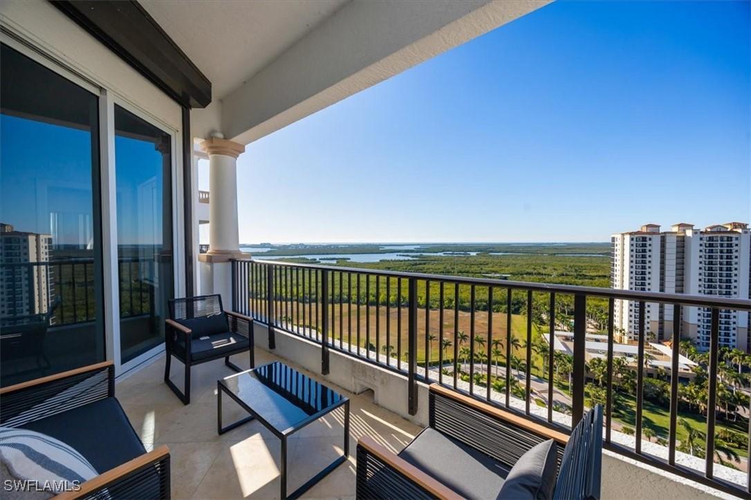 1060 Borghese Ln. #2004, Naples, FL 34114