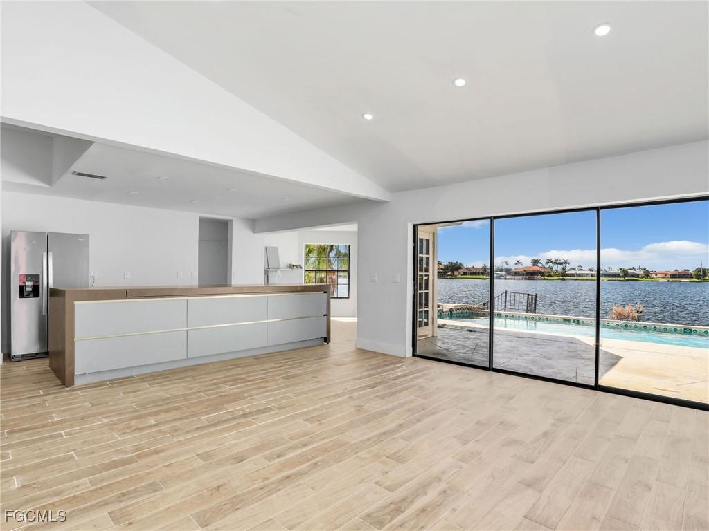 504 Cape Coral Pkwy., Cape Coral, FL 33914