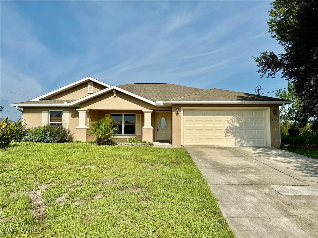 4704 Irene Ave., Lehigh Acres, FL 33976