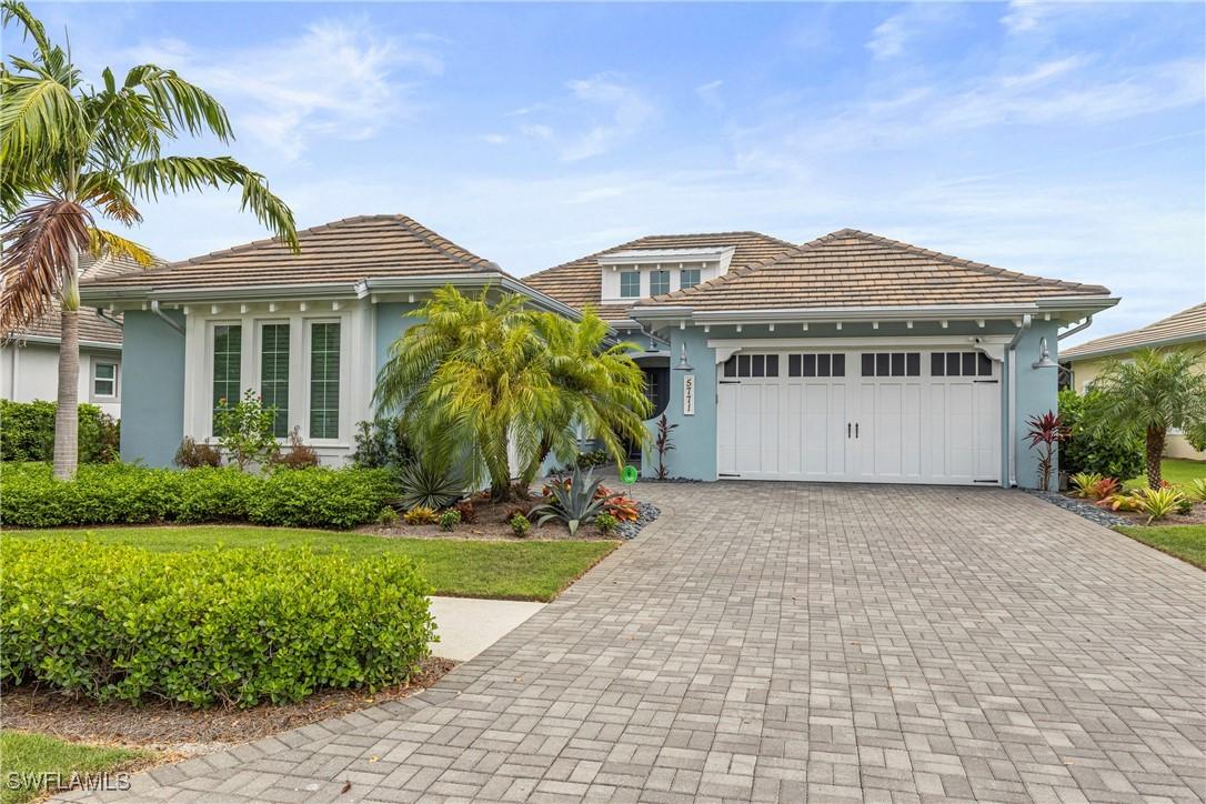 5771 Clarendon Dr., Naples, FL 34113