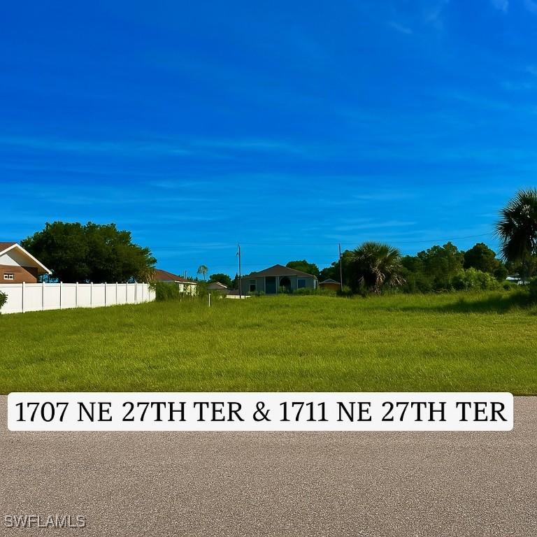 1707 NE 27th Ter., Cape Coral, FL 33909