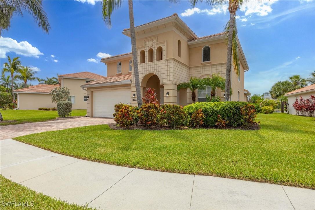 14225 Manchester Dr., Naples, FL 34114