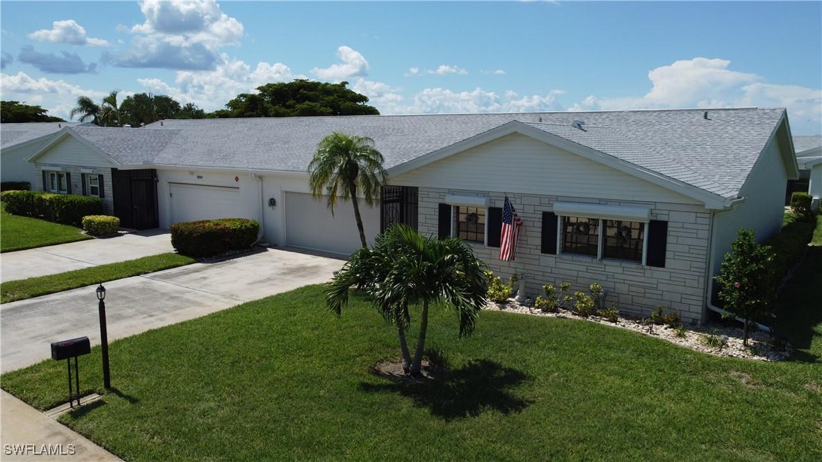 1527 Edgewater Cir., Fort Myers, FL 33919