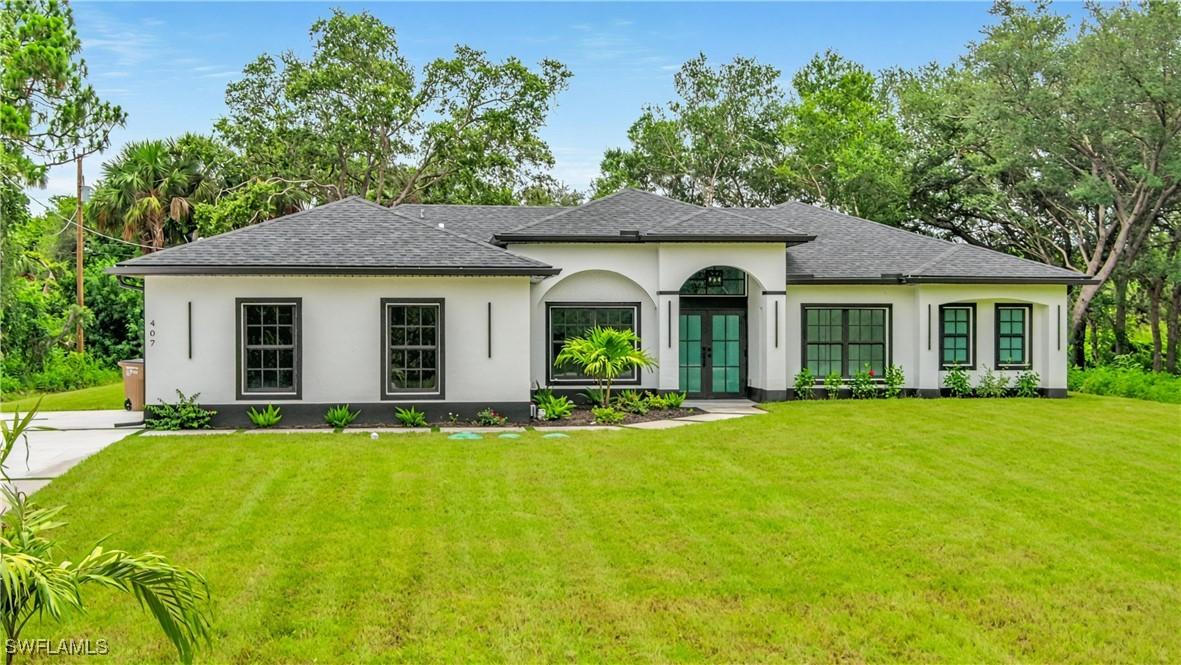 407 Washington Ave., Lehigh Acres, FL 33972