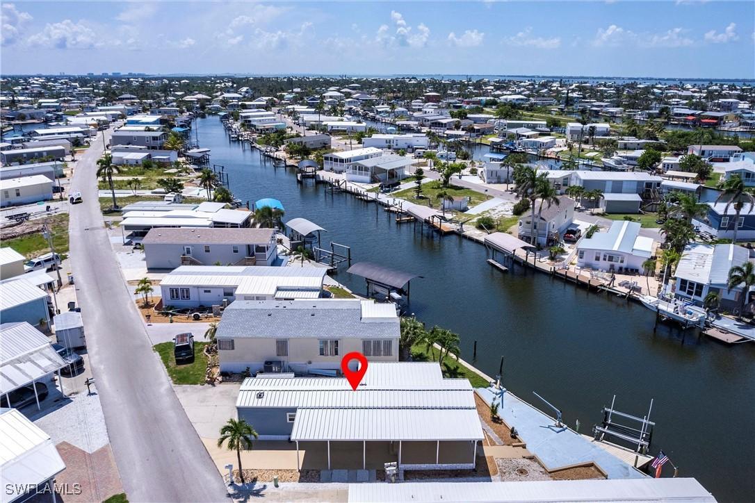 3913 Dewberry Ln., St James City, FL 33956