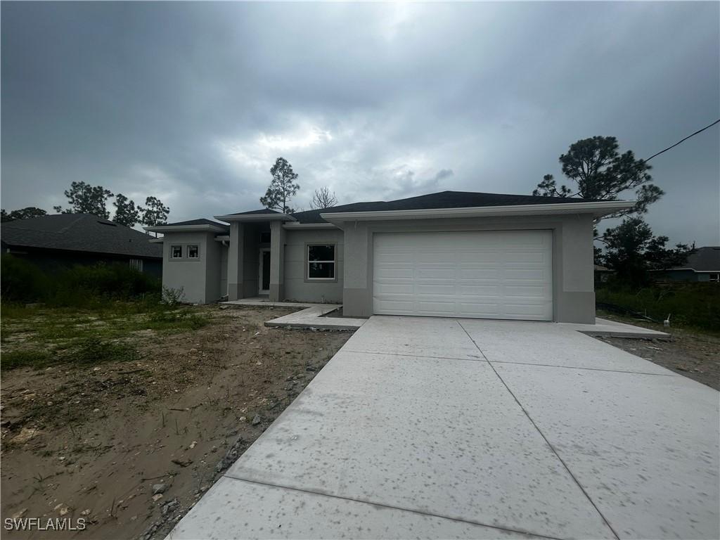 479 Windermere Dr., Lehigh Acres, FL 33972
