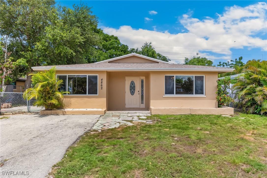 4862 West Dr., Fort Myers, FL 33907