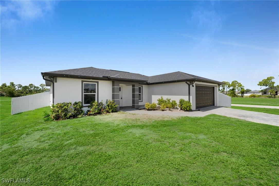 1724 NW 27th Ter., Cape Coral, FL 33993