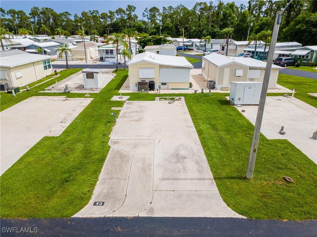 40 La Fonda Ln., North Fort Myers, FL 33903